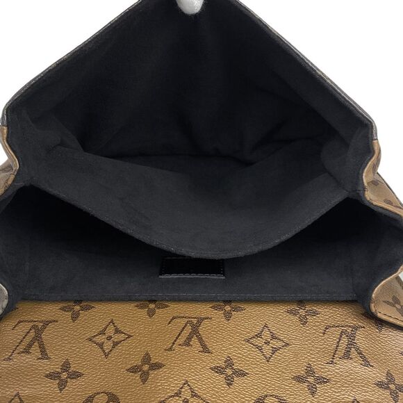 Louis Vuitton Pochette Metis MM Shoulder Bag - Picture 10 of 11